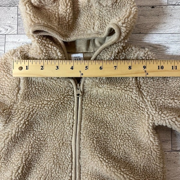BABY Gap | Sherpa Bear One Piece | Size: 6-12 Months | Travertine Brown - Picture 5 of 9